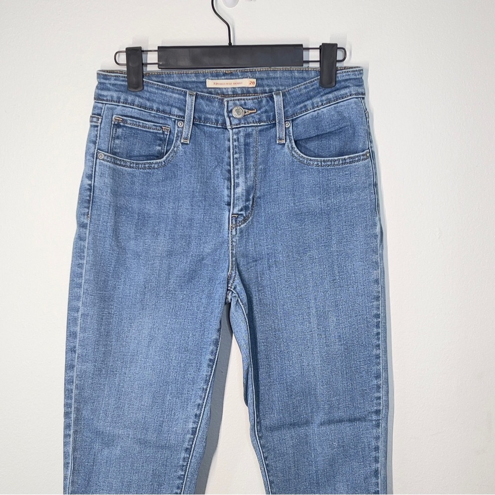 LEVI’s STRAUSS size 28 High Rise Skinny Raw Hem Blue Denim